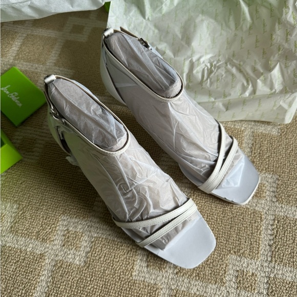 NIB Sam Edelman Peonie Kitten Heel Sandal White Leather Ankle Strap Resort 9.5 - Picture 12 of 17